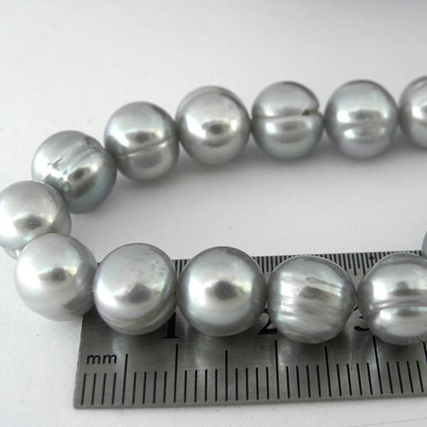 Нитка сірих перлів без застібки
